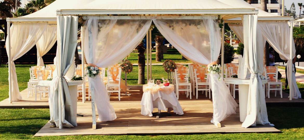 Luxurious wedding tent