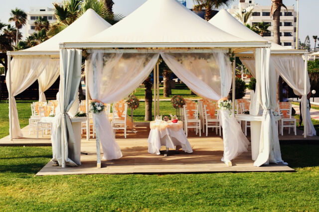 Luxurious wedding tent